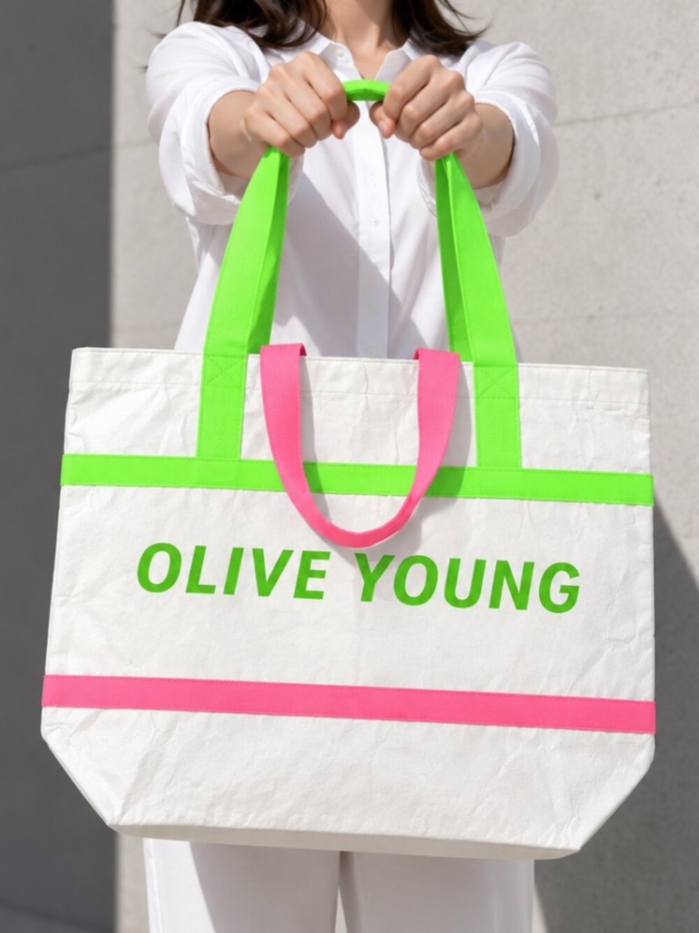 OLIVEYOUNG Large Tote Bag, white neon